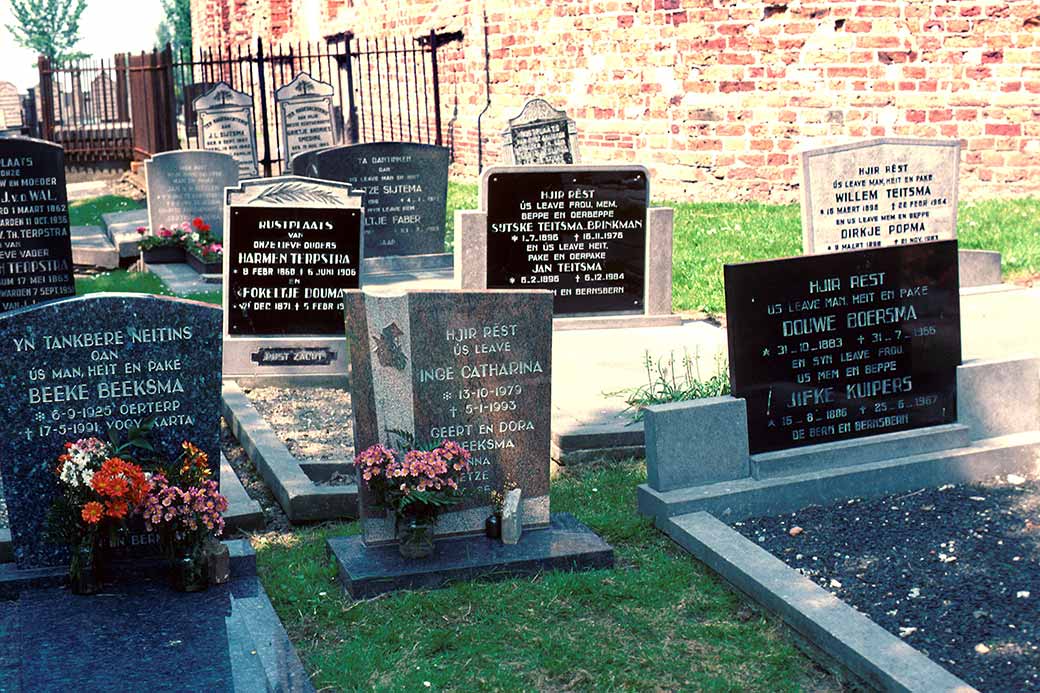 Gravestones, Jelsum