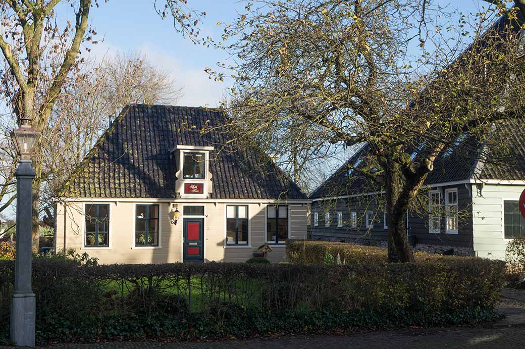 Spits Huis, Broek In Waterland