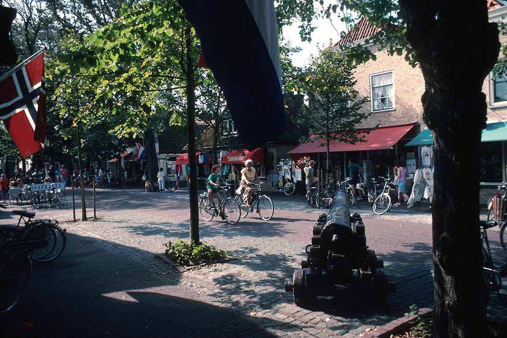 Shops, Oost-Vlieland