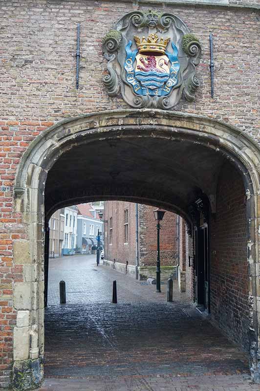 Gate in the courtyard