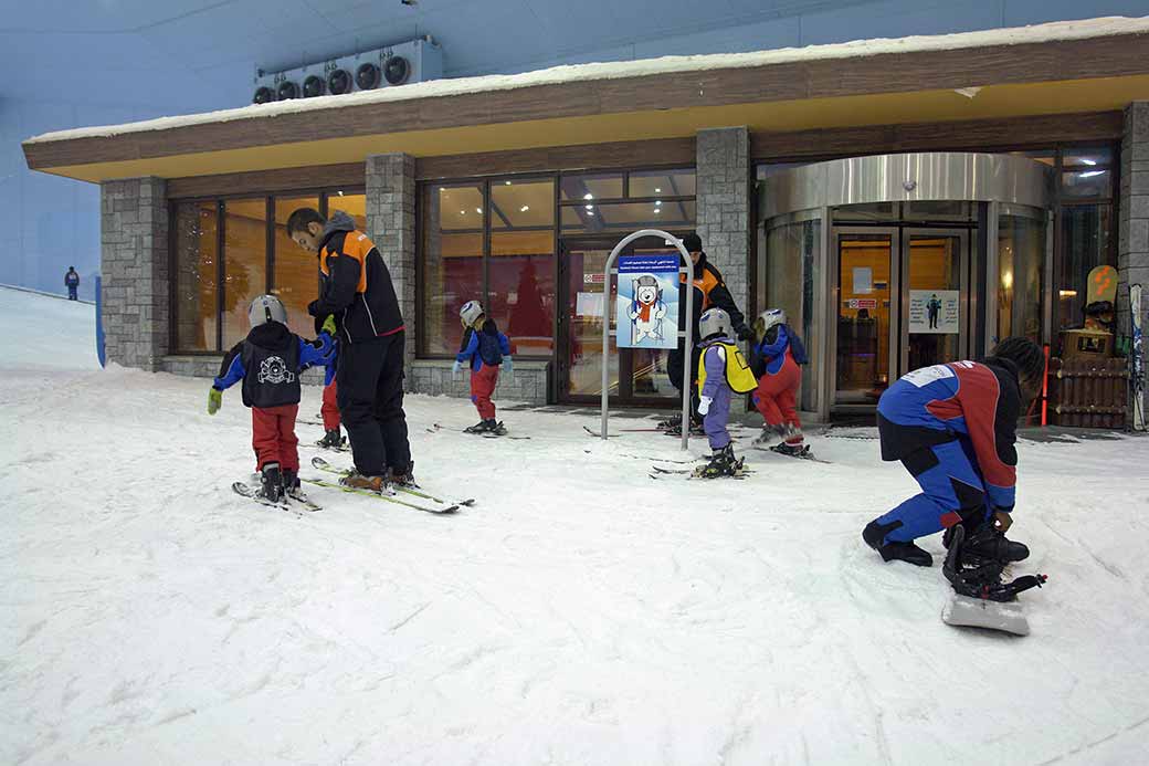 Learning to ski